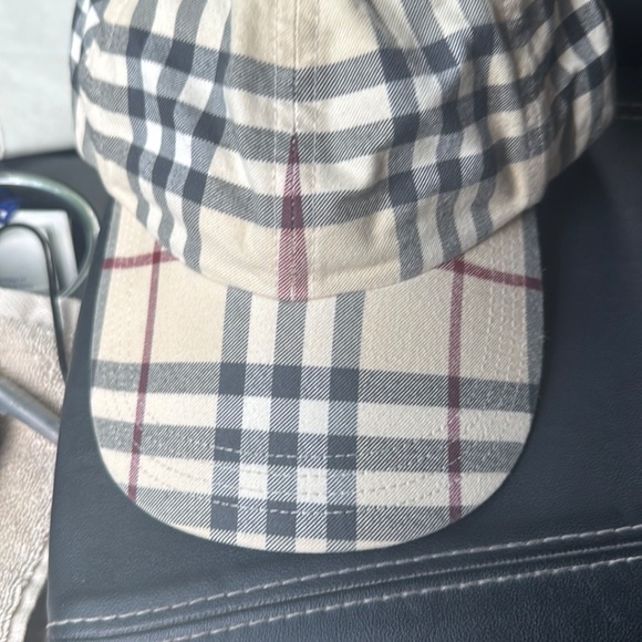 Burberry Archive Check Baseball Cup /Hat 100% Authentic - Picture 2 of 11